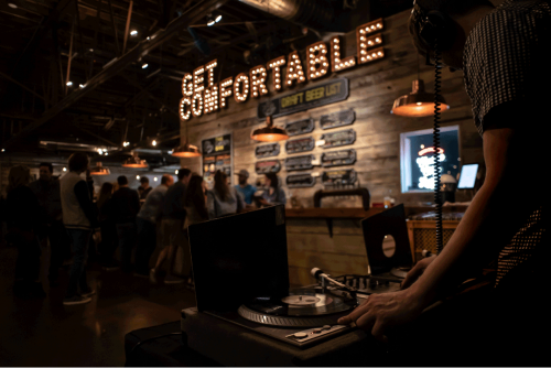 taproom inner dj